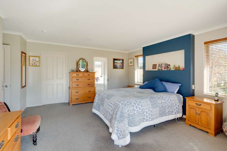 25 Paget Drive Woodend_10