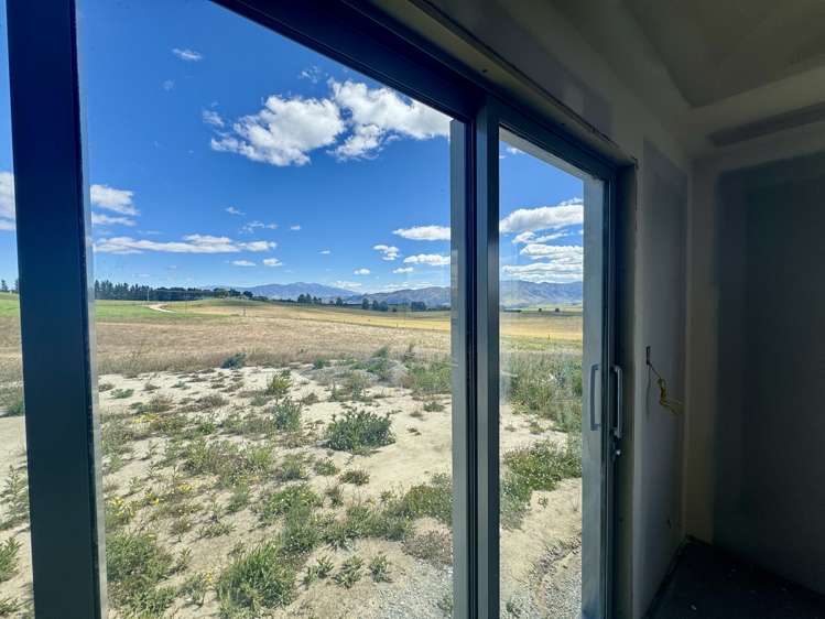 66 Cricklewood Rise Duntroon_13