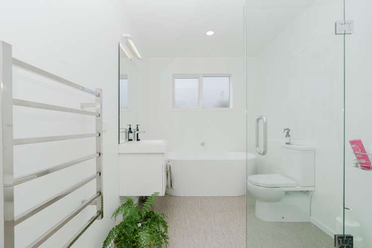 29 Teatree Close Huntington_19