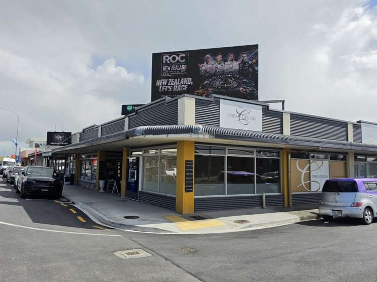 215 Main Highway_0