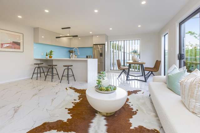 2/14 Tomuri Place Mount Wellington_1