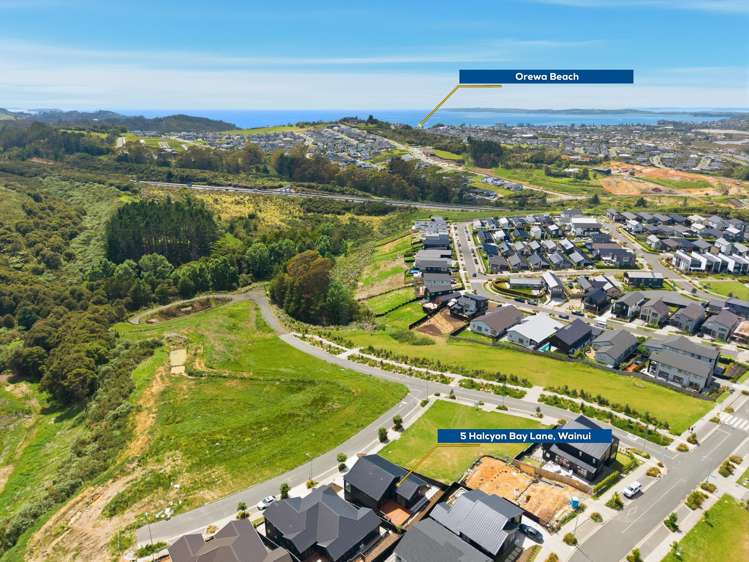 5 Halcyon Bay Lane Orewa_19