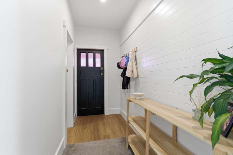 7 Coronation Street Spreydon_13