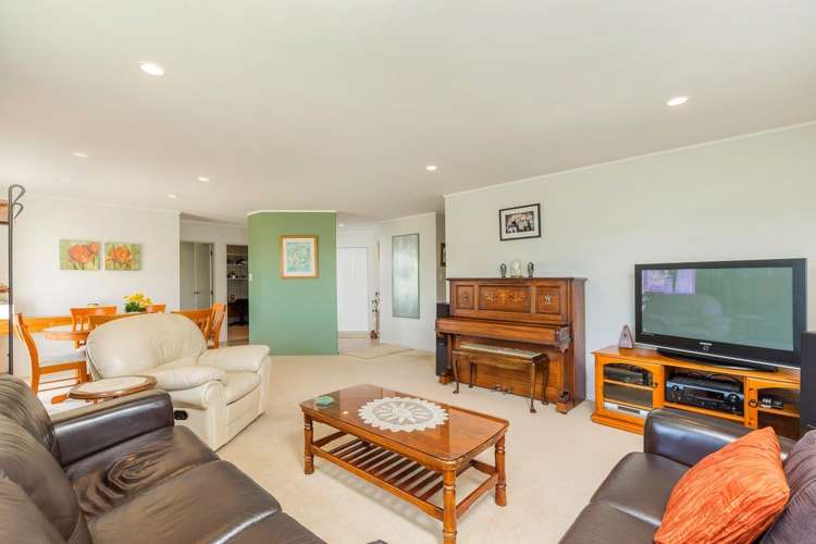 43 Nirvana Way Mount Roskill_6