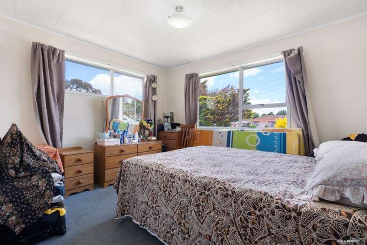 4 Aldo Place Clover Park_6