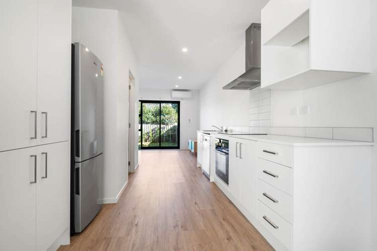 20 Rauemi Way Te Atatu South_10