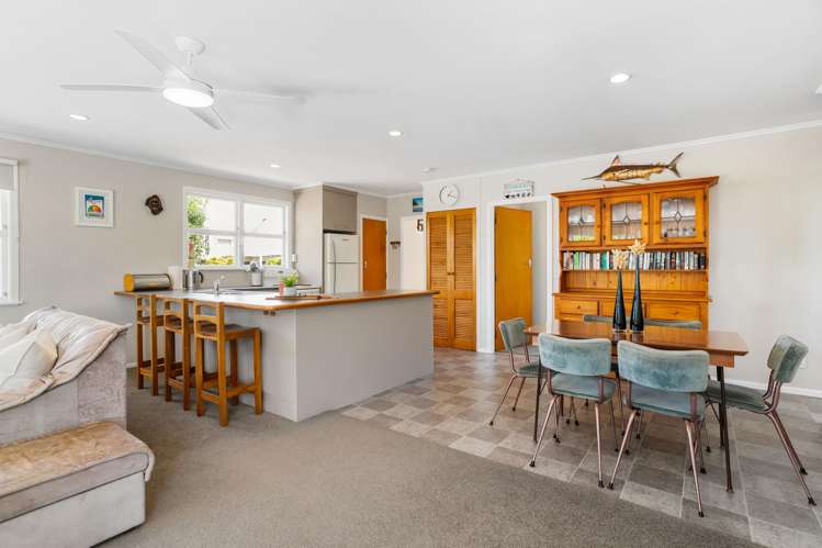 21 Given Grove Pauanui_10