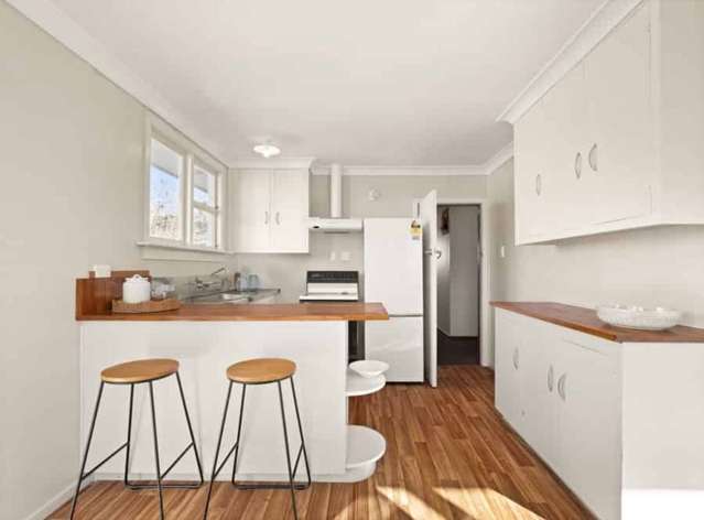 9 Selwyn Street North East Valley_2