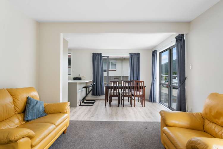 53 Wairau Road Picton_3