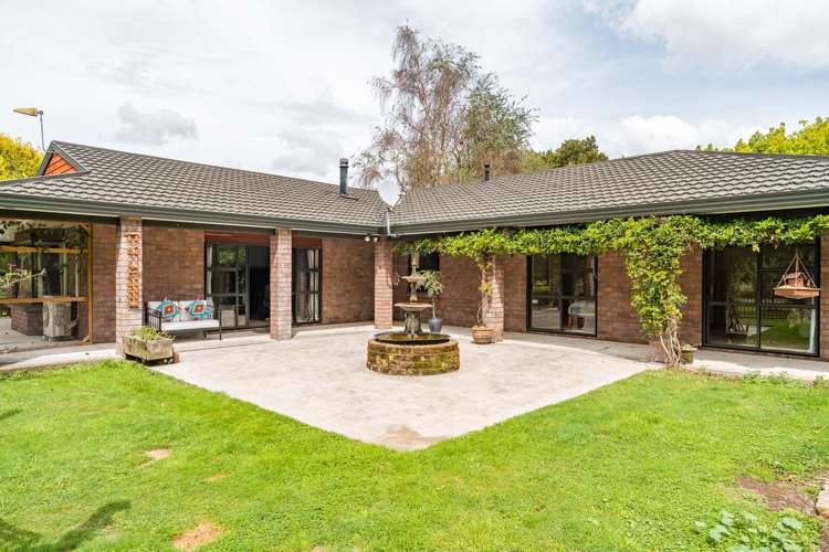 71 Railway Road Carterton_9