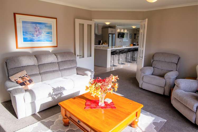 8 Fullford Drive Richmond_5