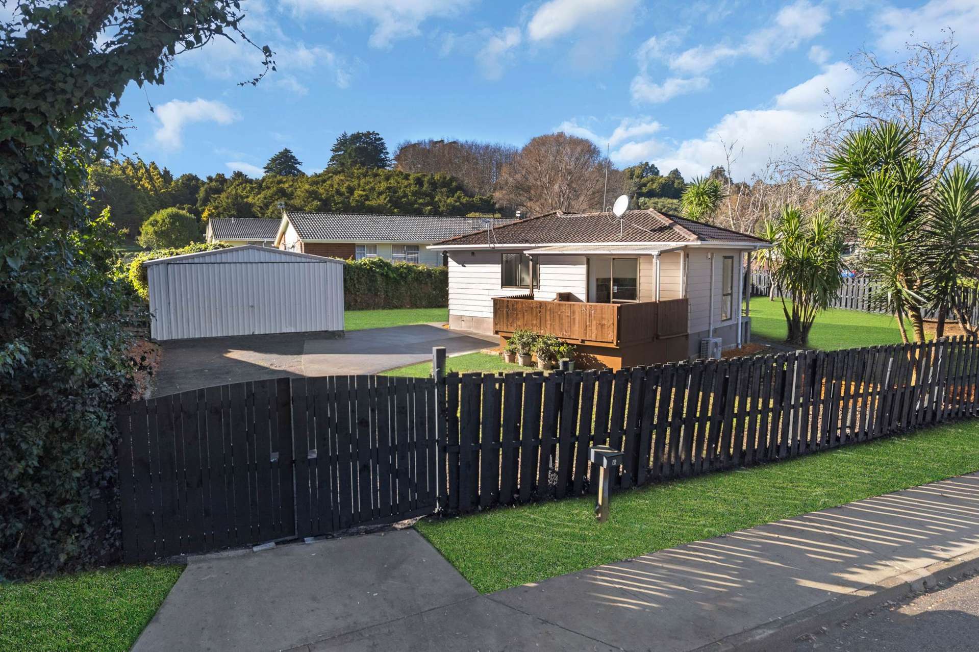 6 Redcrest Avenue Red Hill_0