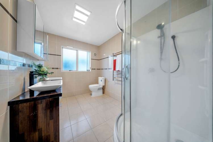 17 Cherrywood Crescent Northpark_18