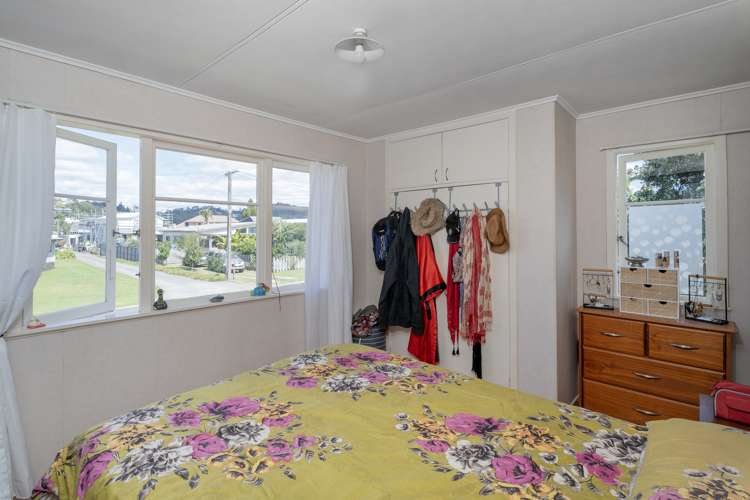 3 Daphne Road Tairua_21