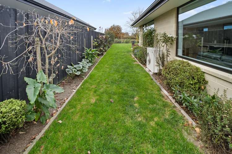 23 Redhaven Rise Netherby_30