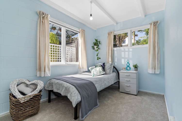 1/6a Manuka Road Glenfield_8