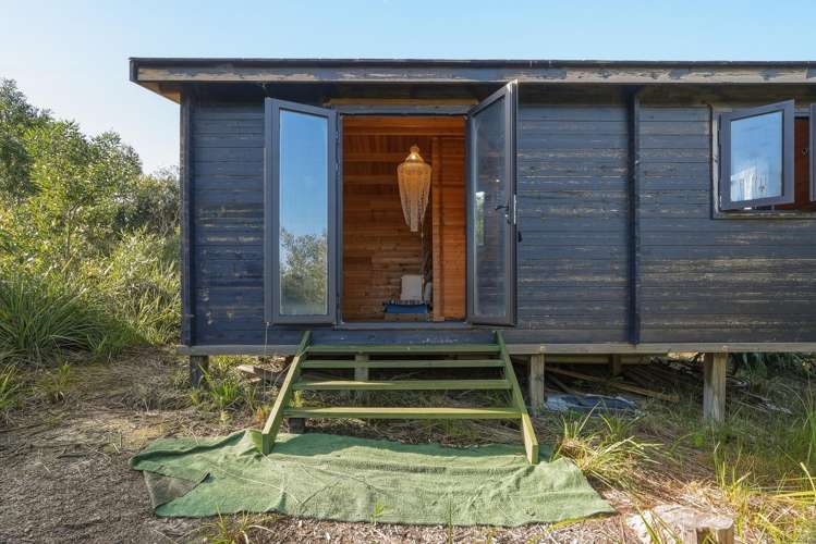 215 Tahanga Road Lake Ohia_24