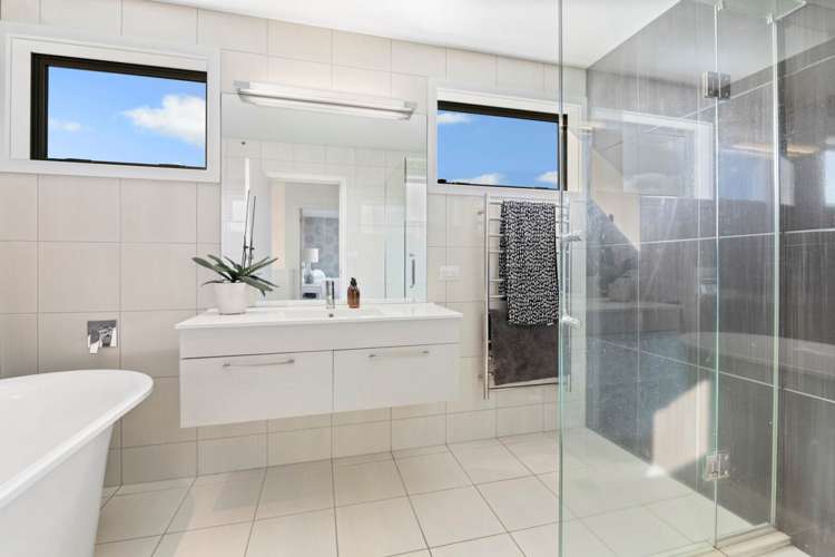 11 Bella Vista Drive Gulf Harbour_17