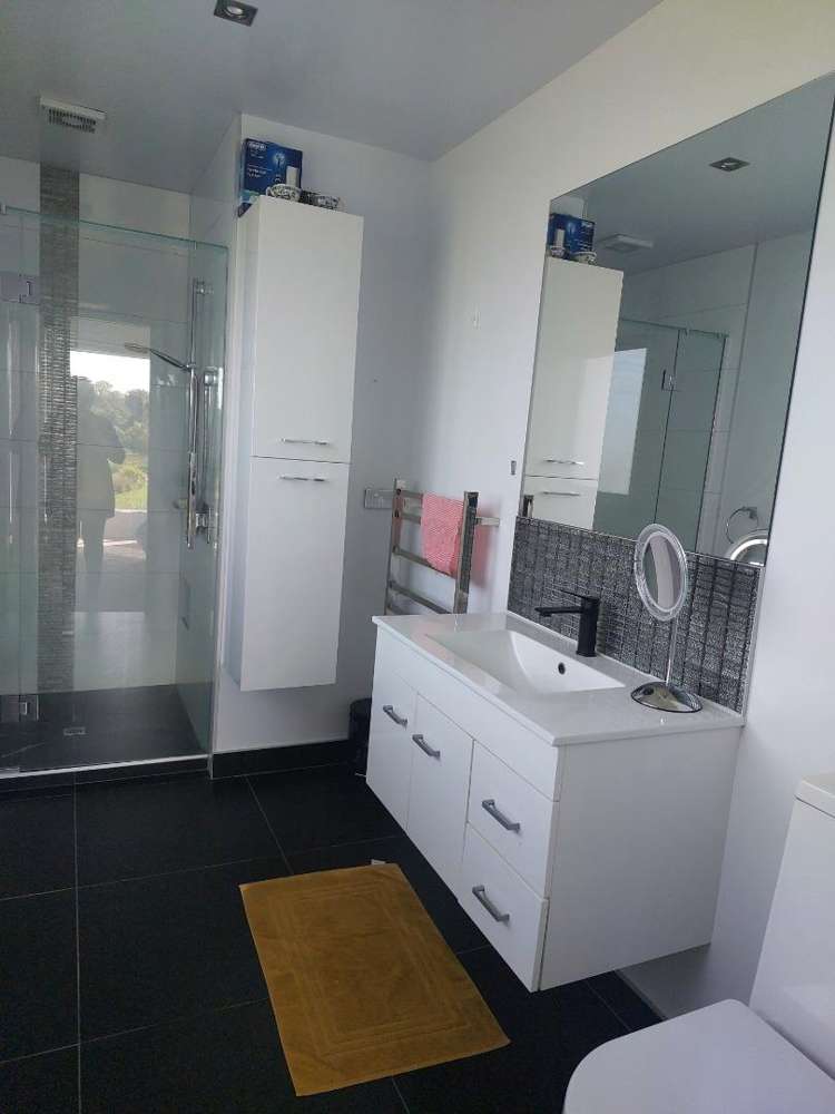 B (Apartment)/31 Riverside Lane 11373_11