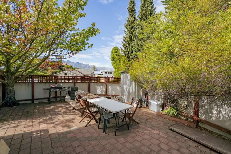 1 Salmond Place Queenstown_30