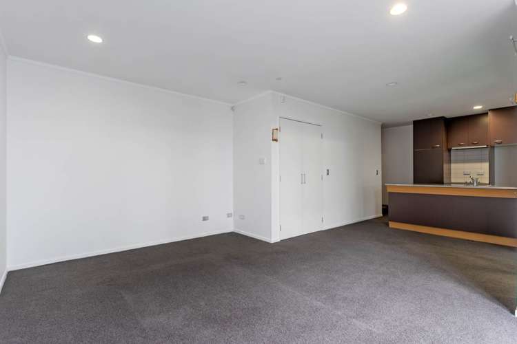 42/3 Wagener Place Mount Albert_11