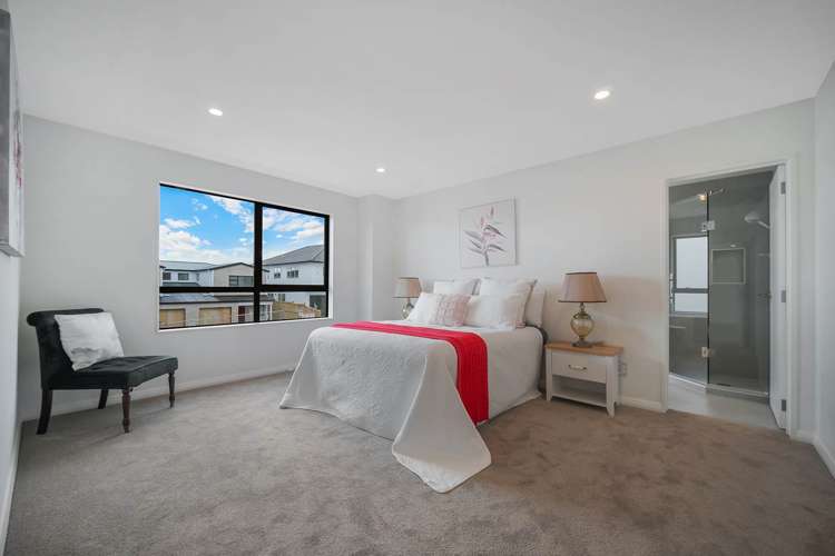 3 Uru Drive Flat Bush_10