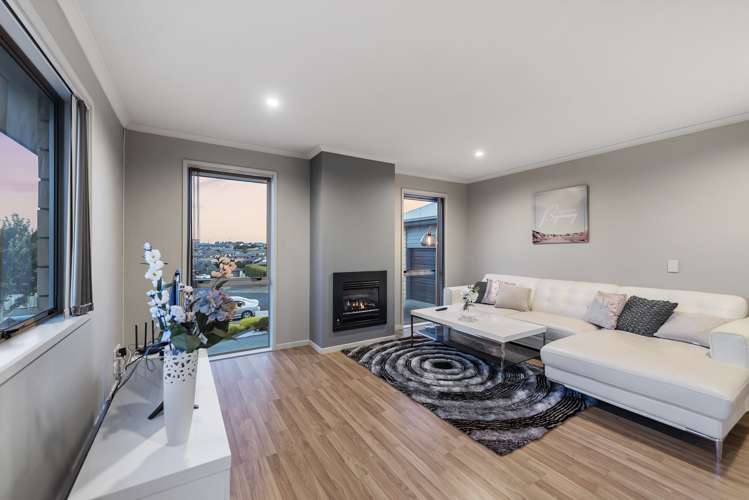 80 Farnborough Drive Grandview Heights_5