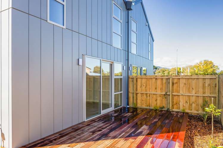 1-4/89 Jerrold Street North Addington_12
