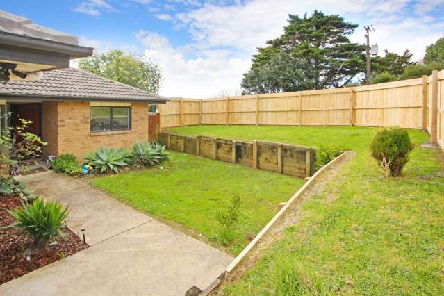 33 Hilltop Road Flat Bush_1