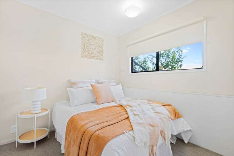 2/21 Burch Street Mount Albert_11