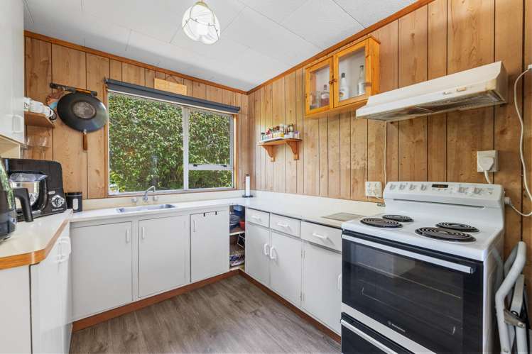 44 Leckhampton Court Clyde Hill_20