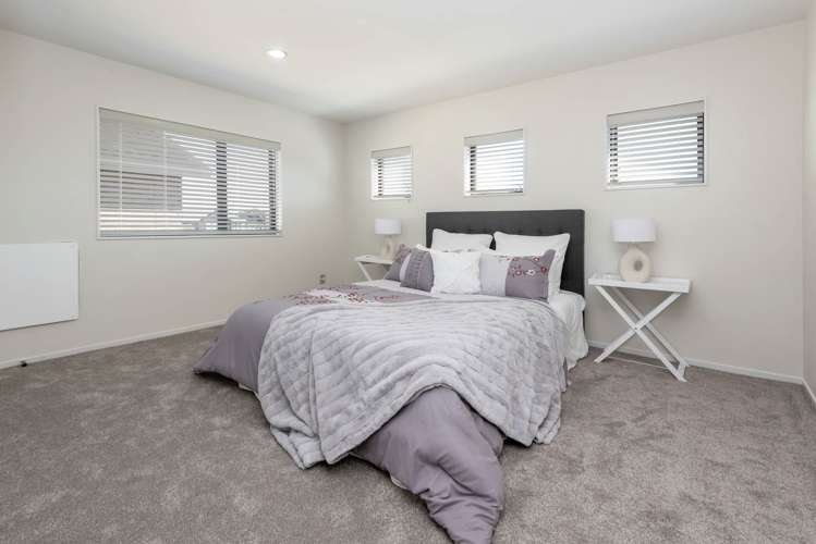 386 Ormiston Road Flat Bush_13