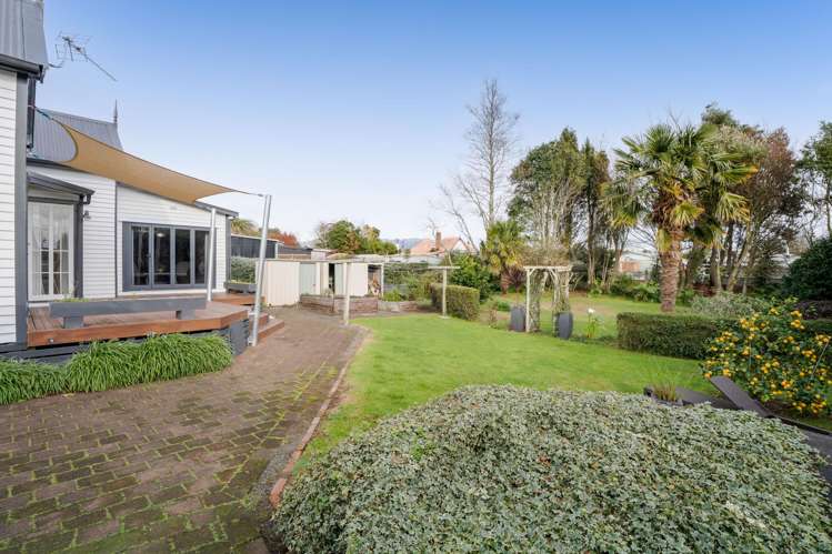 24 Dunn Street Egmont Village_18