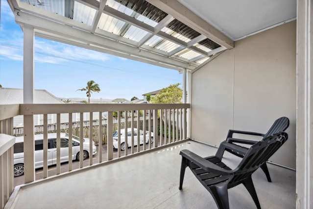 Affordable Gem in Avondale Heights!