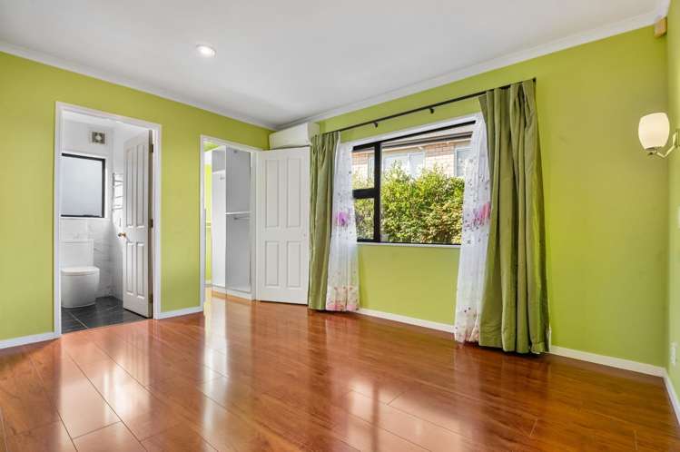 103 Golf Road New Lynn_9