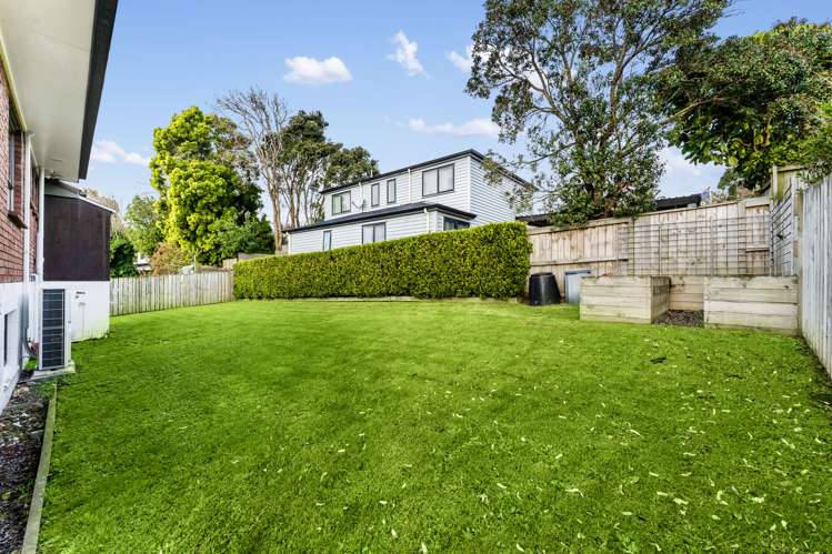 11 Rochas Place Clover Park_31