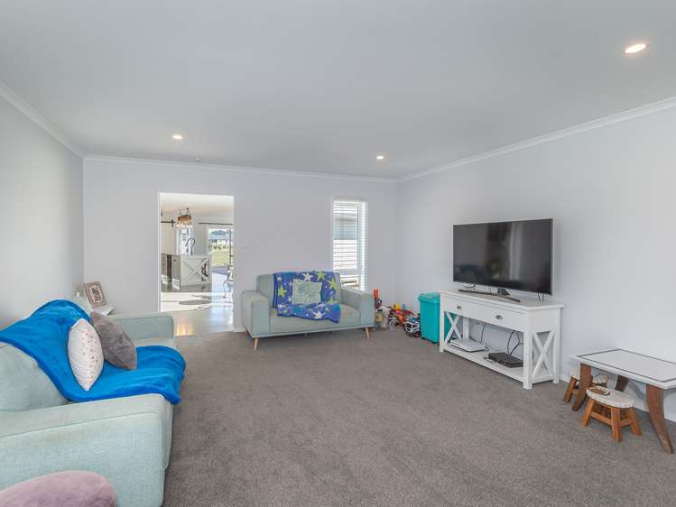 14 Mowhia Grove Waitarere_10