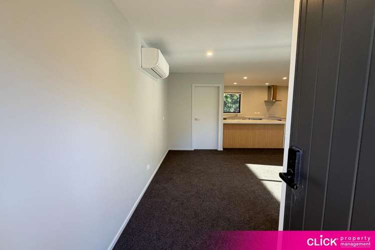 A/7 Christie Street 10254_2