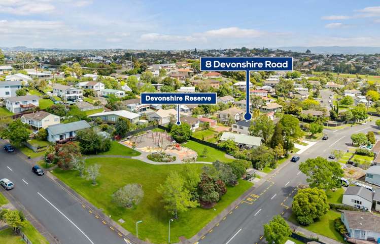 8C Devonshire Road Unsworth Heights_3