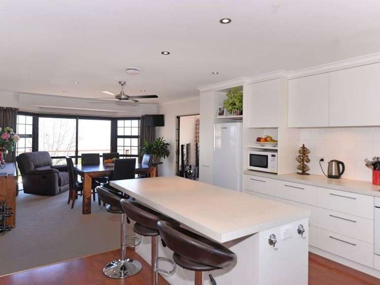 51 Wastney Terrace Marybank_14