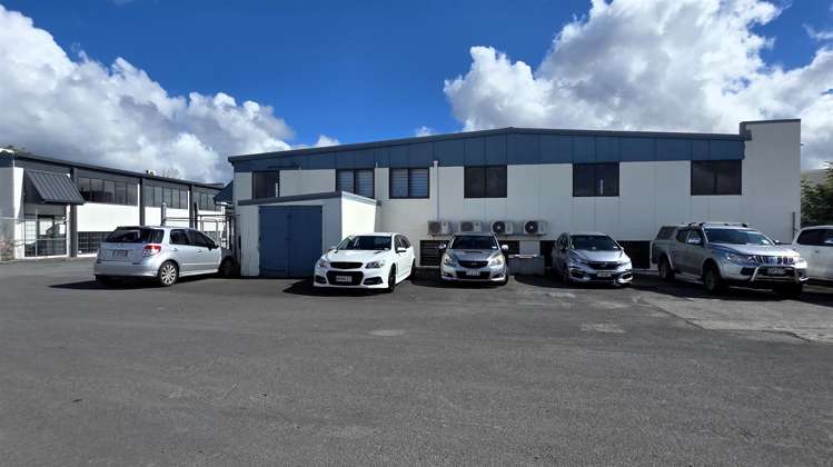 77b Patiki Road Avondale_1