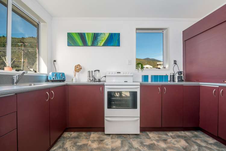 289 Waikawa Road Waikawa_5