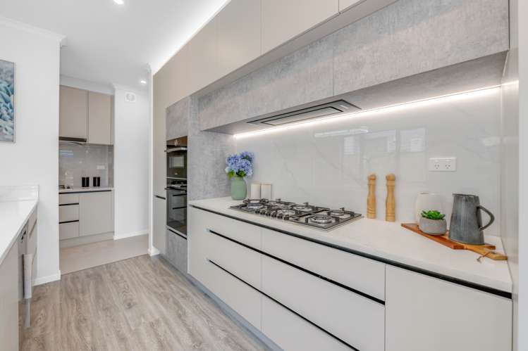 12 Rathfarnham Road Flat Bush_14