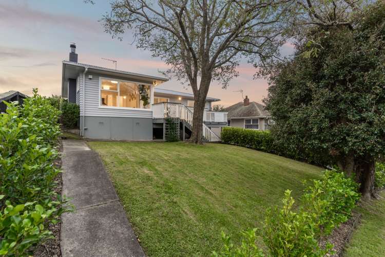 6 Japonica Drive Beach Haven_16
