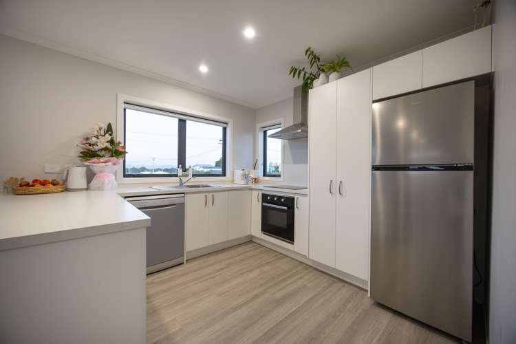 24 Marine Parade South Foxton Beach_16