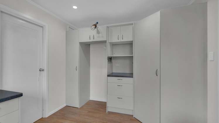 21 Holton Road Amberley_12