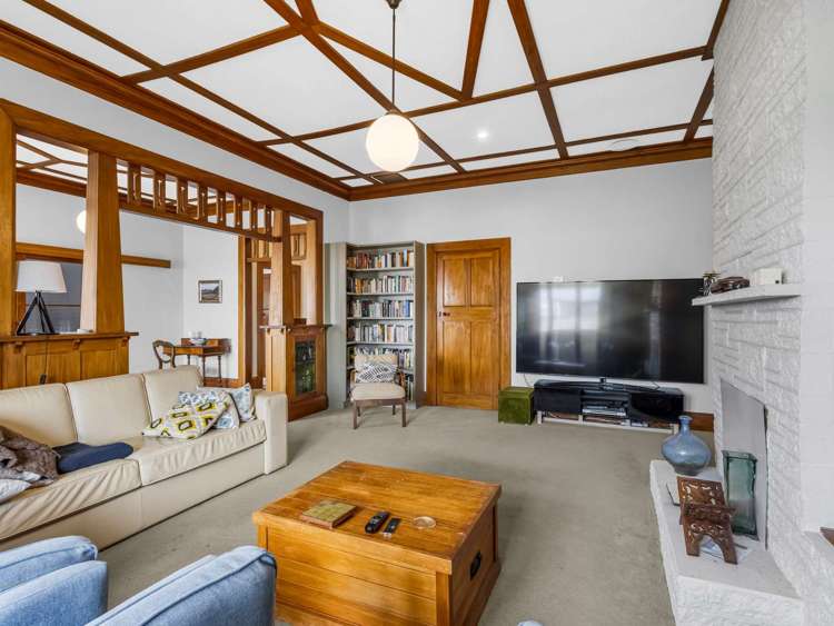 89 Georges Drive Napier South_6