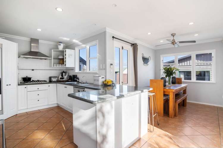 4 Village Way Ardmore_10