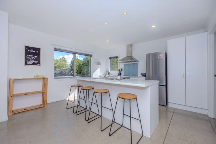 3 Finch Street Albert Town_8