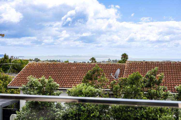 22 Whangaparaoa Road Red Beach_16